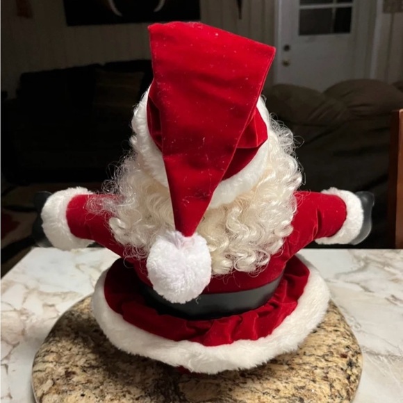 Matrix Industries Ltd. • Vintage • Retro • Red • Santa Claus • 18” in. • Doll - Picture 8 of 10